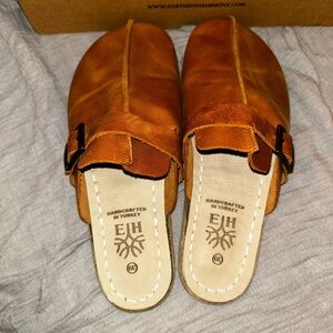 Earthing Harmony Tan Leather Slip-On Loafers
